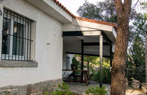 Chalet con piscina en Torrelodones - Foto 22