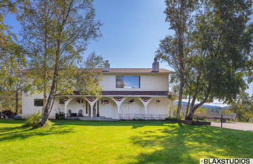 Charming Hillside Retreat - Private backyard, firepit, mtn views, full kitchen - Foto 11