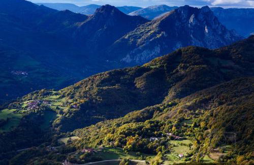La Casa Roja de Quirós - Foto 41