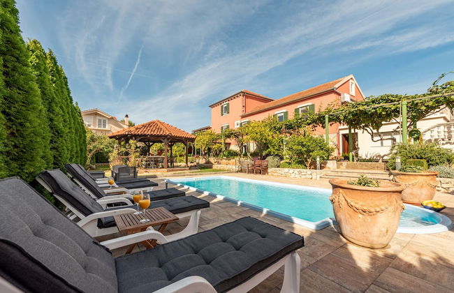 Villa Stocco - Photo 1