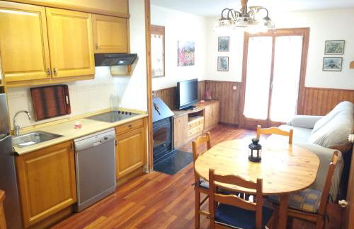 Apartamento con terraza y vistas panorámicas en Taüll con plaza de parking - Foto 7