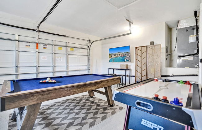 7 Br Home with Pool Gameroom & Soccer - Foto 16