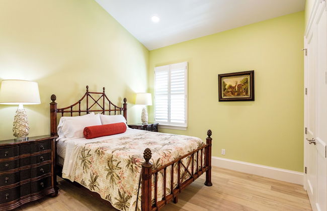 Imola: Newly Remodeled Pool Home Minutes from Vanderbilt Beach. Family-Friendly Retreat with 4 BR, 3.5 Bathrooms, and Private Screened Pool. Perfect Location Near Mercato and Naples Attractions - Foto 4