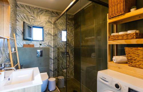 Savina Seafront Home - Photo 16