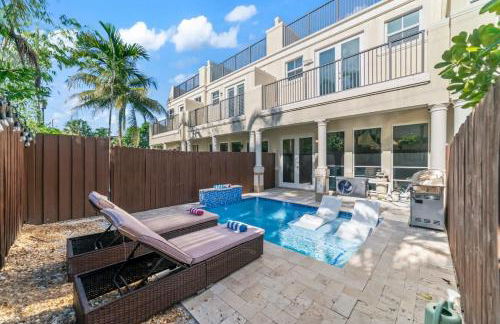 Lux Home with Rooftop & Elevator 2mi to Beach - Foto 6