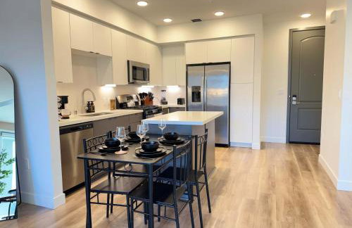 Modern Oasis 10 Min from Disneyland With Pool & GYM - Foto 64