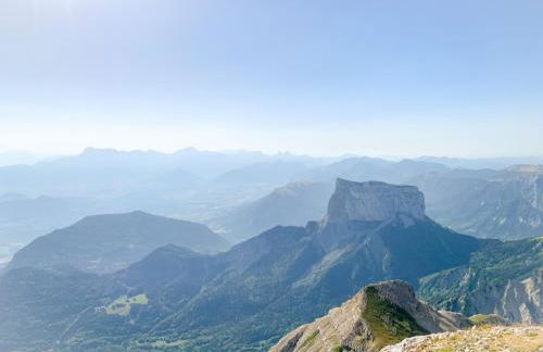LE SECOND SOUFFLE Maison proche centre ville de Die tout peut se faire à pied gare SNCF marché U express rivière - Foto 26