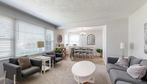 Evening Oasis - Photo 3