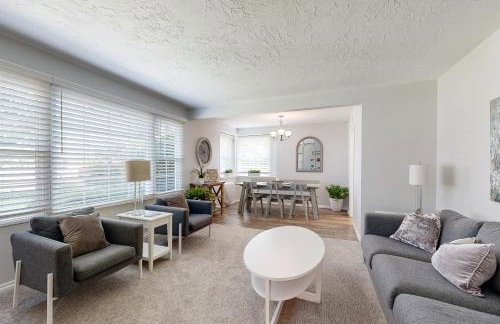 Evening Oasis - Photo 3