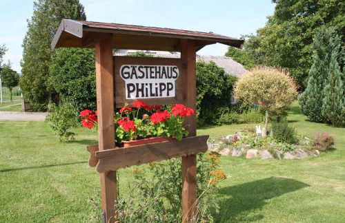Gästehaus Philipp im Herzen des Fichtelgebirges - 5 Ferienwohnungen, großes Grundstück, Wald und Wiese, Wohnung mit privater Sauna, kostenfreie Parkplätze, WLAN - Foto 4