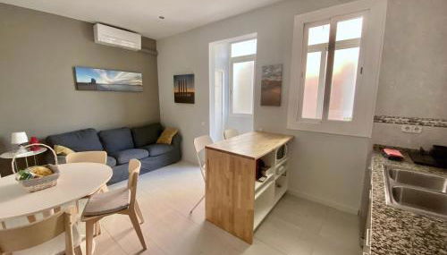 Barcelona Family Beach - Photo 5