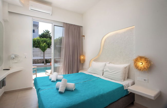 Stay Helios - Aparts & Pool Suites - Photo 37