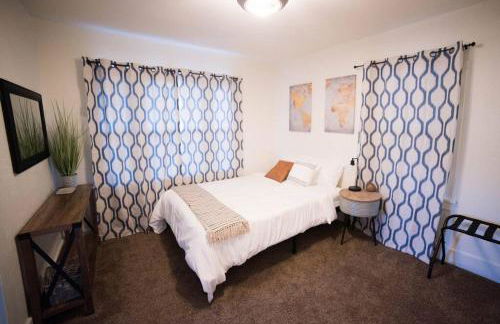 Cozy Comfort Minutes From Downtown Klamath Falls - Foto 1