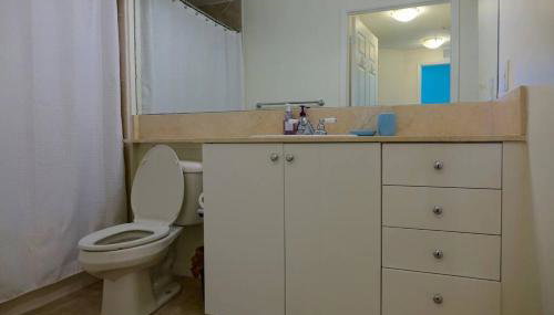 Luxurious, family-friendly 3BR condo on the water - Foto 2