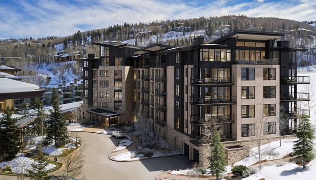 Contemporary 3 Bedroom Luxury Ski In, Ski Out Residence In Snowmass Base Village - Foto 2, Imagen principal