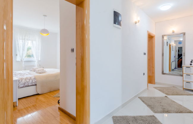 Queen Ahn with heated pool - Foto 25