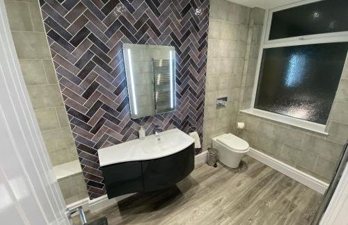 Edward Place Luxury Hot Tub Apartments - Foto 7