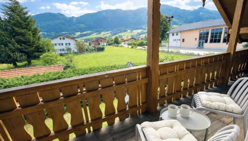 Gemütliche Alpenwohnung mit Balkon & Bergblick nahe Neuschwanstein ideal für Familien & Gruppen für gemeinsame Momente - Foto 2