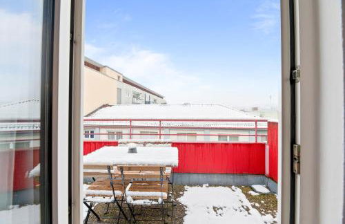 Kingsize Bett, Balkon, Arbeitsplatz, Netflix - Foto 30