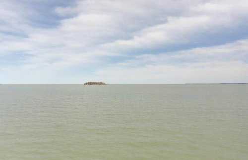 Waterfront Middle Bass Condo with Lake Erie Views! - Foto 21