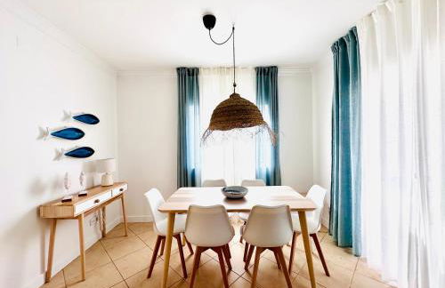 Amazing beach bliss 2br w/private sea view terrace - Photo 11