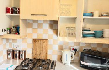 Homely & Stylish 2 Bedroom 6 Guests Parking Wi-Fi - Foto 60