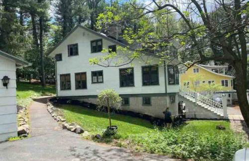 The Hillside B&B. Home w/ Breakfast Service! - Foto 32