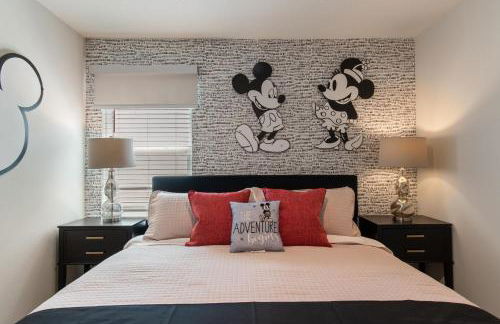 10 BR Home, Themed Rooms, Private Pool, in New Windsor Cay Resort - Foto 36