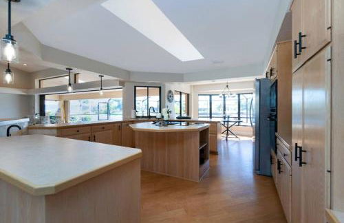 V Tropical-waterfront-free Heated Pool- Beach and Fishing Gear Bikes Kayaks - Foto 20