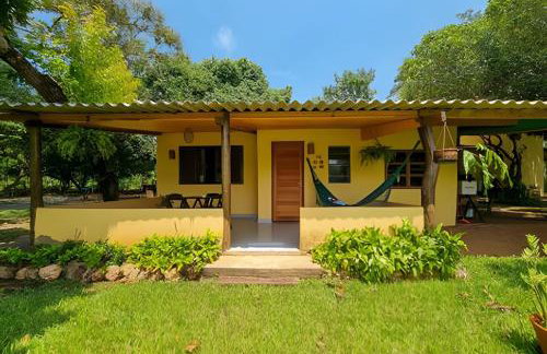 Casinha Amarela - anexo ao Camping Pé na Jaca - Foto 1