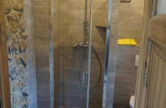 Ośrodek na zakręcie - Foto 11