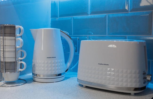 Live in Leeds Greenhill Bungalows - Photo 42