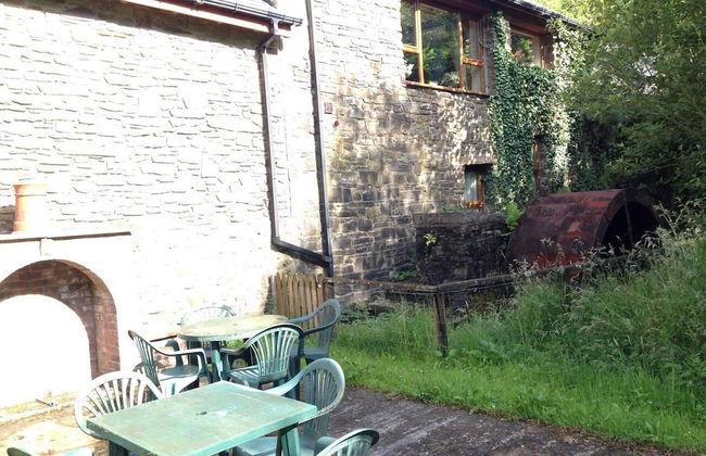 Relaxing Holidays in the Old Water Mill at Cwmiar - Photo 15