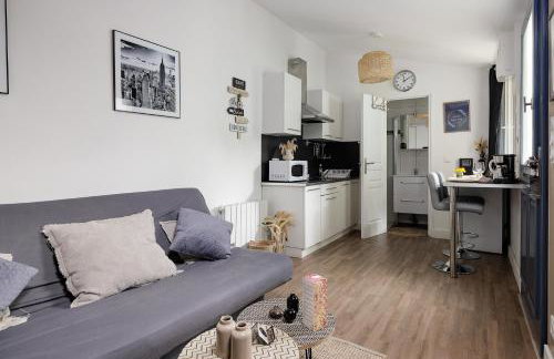 Chic Parisian - 5' RER C Paris - Orly 15 min - Foto 8