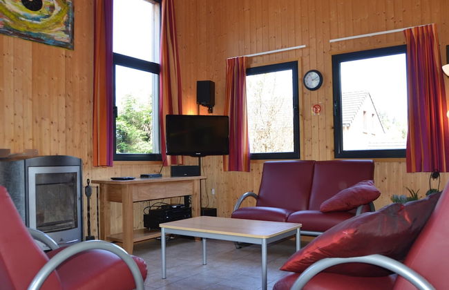 Holiday Home in Houffalize With Sauna - Photo 4