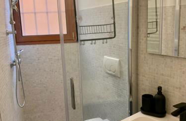 Old Porlezza Apartment - Photo 35