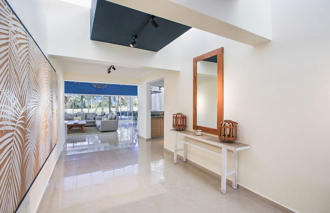 Luxury Golf Villa in Bavaro Cocotal Palma Real Pool Jacuzzi Staff - Foto 28