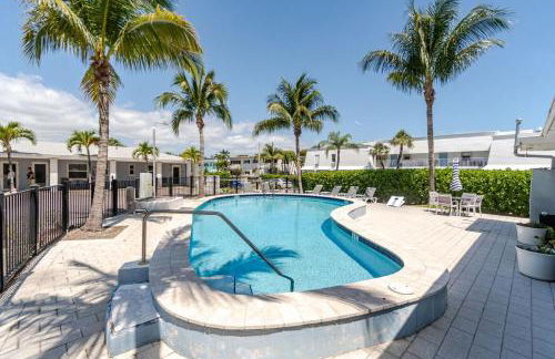 Bliss stylish apartment with pool, by beach - Foto 5