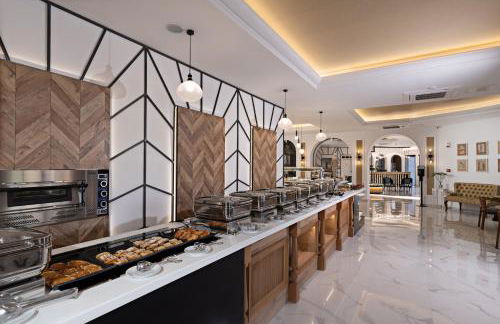 Delfina Boutique Hotel - Photo 48