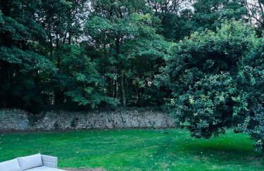 Shepherds Hut with Hot Tub - Foto 4