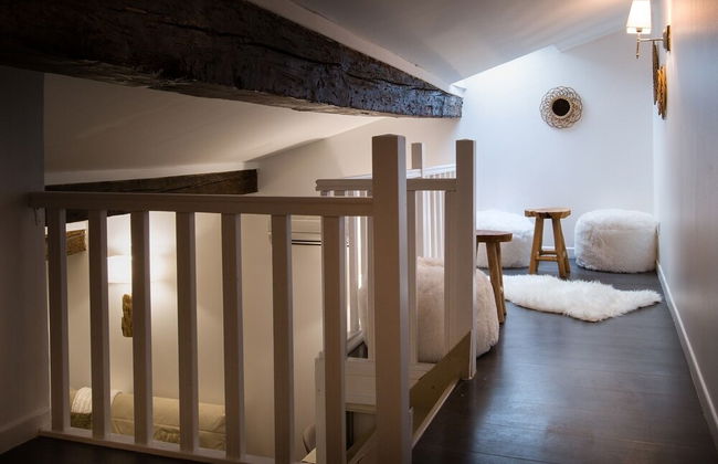 Entre Pierres et Soleil - Vue cité - Foto 44