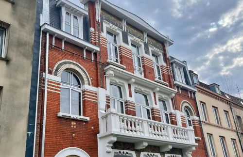 Séjour Art Nouveau au coeur de Wazemmes - Foto 21