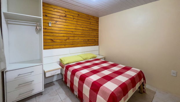 AP 40 Ala Bombinhas Residencial Solavir - Foto 5, Habitación