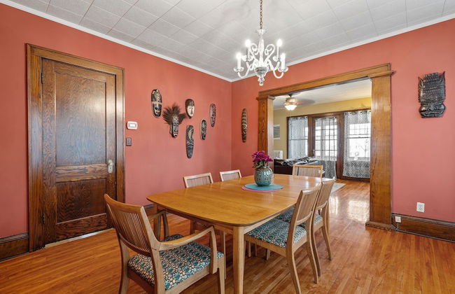 Uptown Urban Living - Photo 17