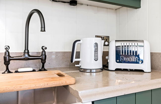 Ondine Houseboat on the Thames - From 160 Per Night - Foto 35