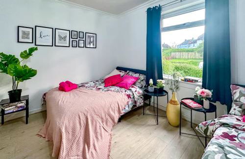 Holly street house with Separate Entrance,Glasgow edge - Foto 33