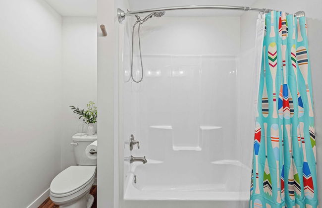 Happy Trails Chalet by Avantstay Sauna + Deck, Private Community Beach Access - Foto 22