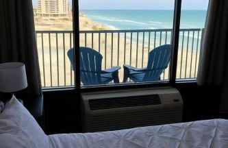 Ocean View Studio Condo w Balcony Pool and Free Parking - Foto 3