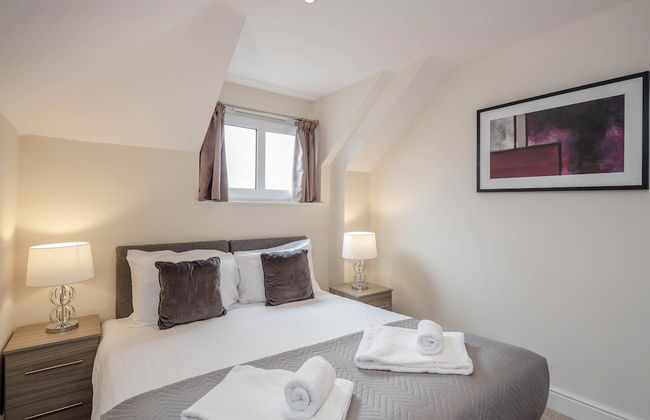 Luxury 1 Bedroom Apartment with Parking - Foto 2