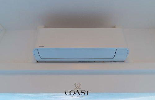 Sun Apartment - Vista mare, Wi-Fi & AC - Foto 19